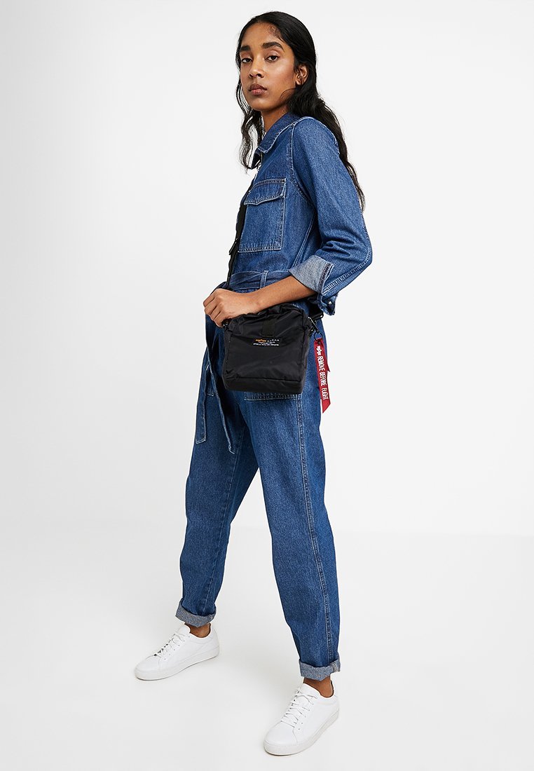 Alpha Industries CREW CARRY BAG - Borsa a tracolla - nera