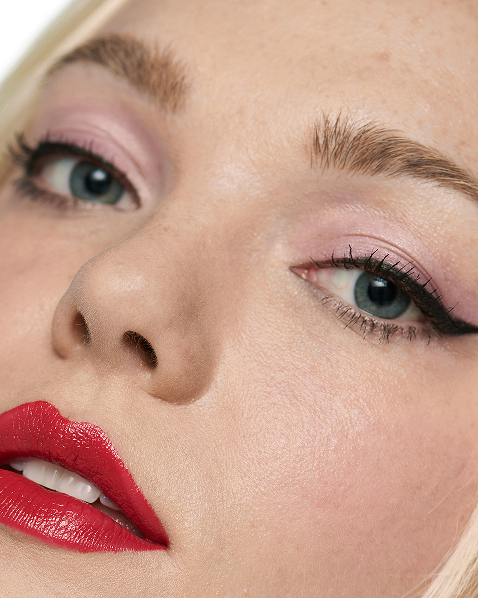 CLINIQUE Quickliner™ For Brows Eyebrow Pencil WENKBRAUWPOTLOOD - LANGHOUDEND & ZEER PRECIES