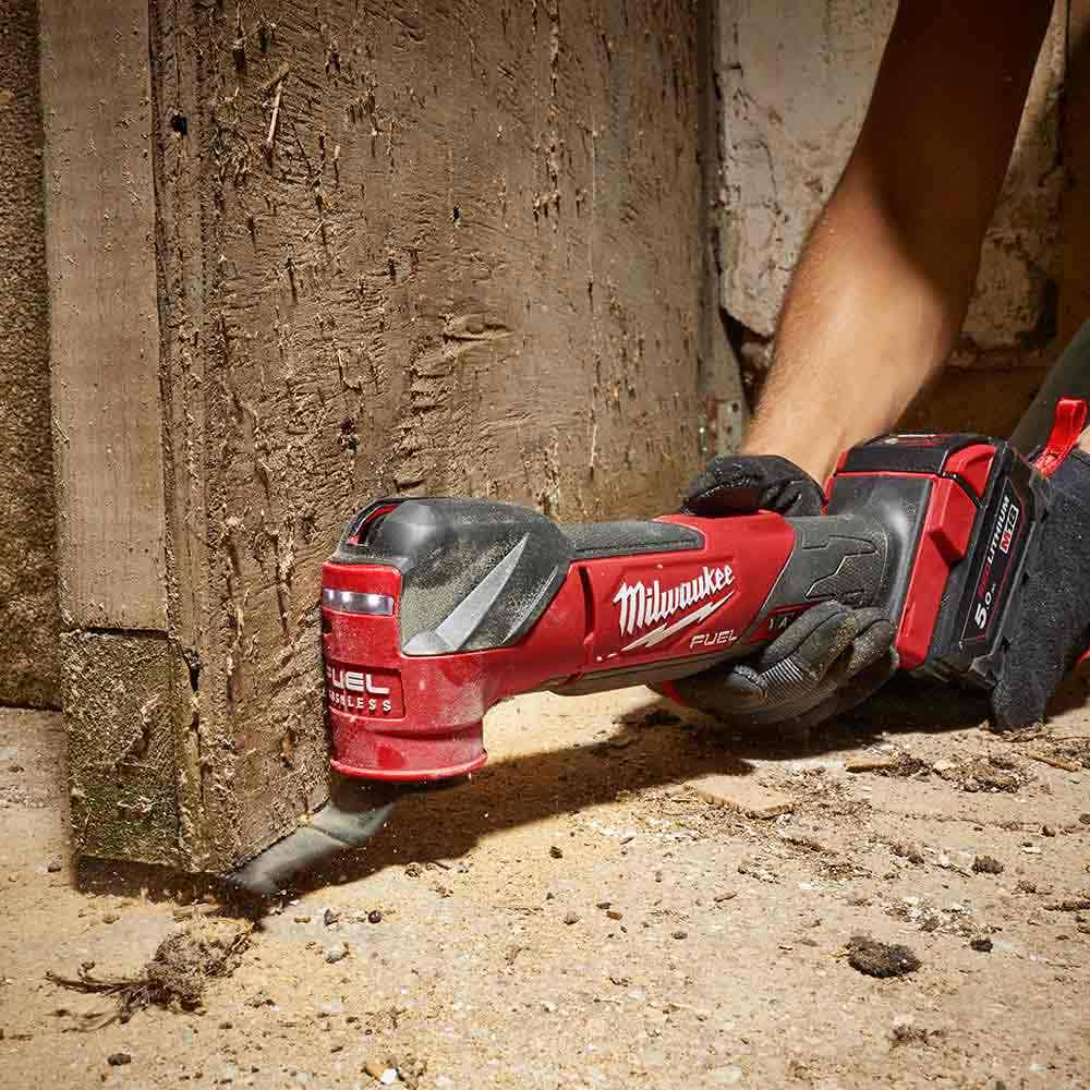 Ferramenta multifuncional oscilante sem escovas MILWAUKEE FUEL™ Skin M18FMT-0 de 18 V