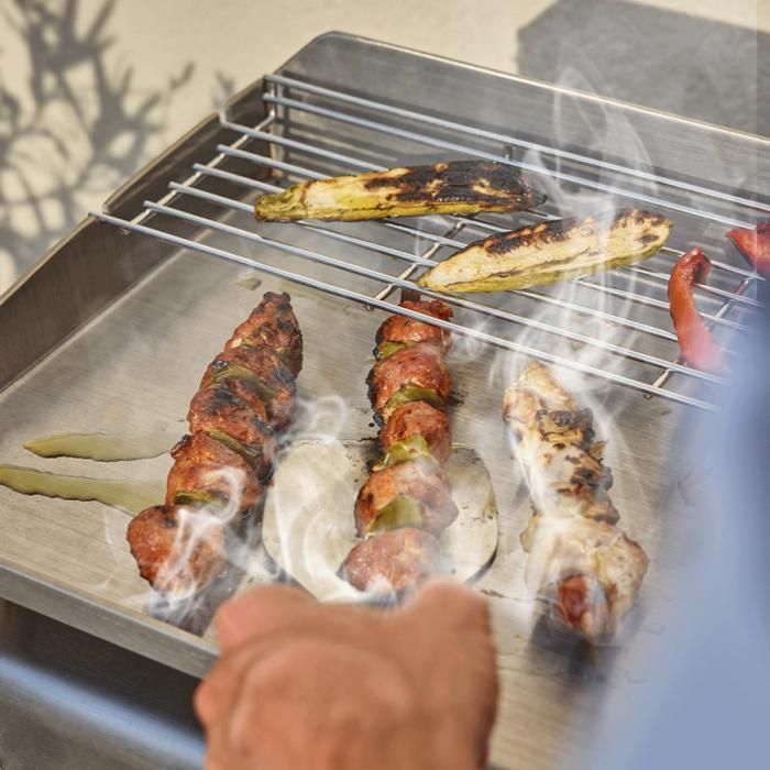Plancha gaz inox Silvia IIG Evo 4 feux – BRASERO BY FAVEX - 10,6 kW – Plaque inox 84 x 34 cm – 12 convives – Housse incluse - Certif