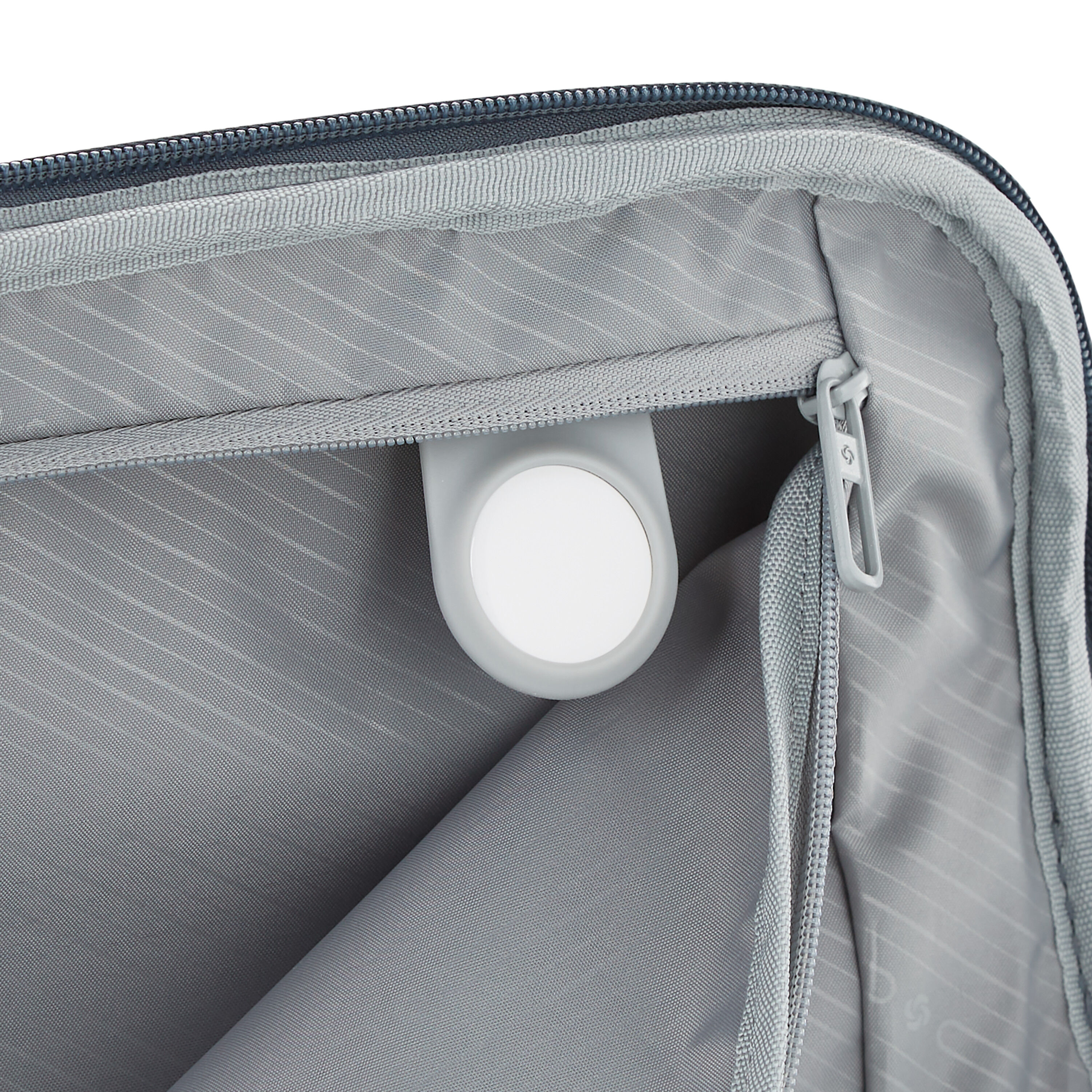 Samsonite ELEVATION™ PLUS SOFTSIDE VELKÝ ROZŠÍŘITELNÝ SPINNER