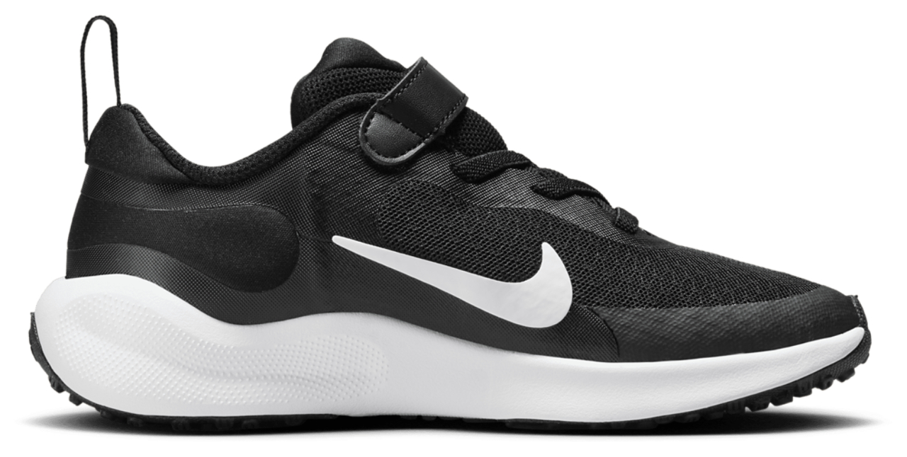 Nike Revolution 7