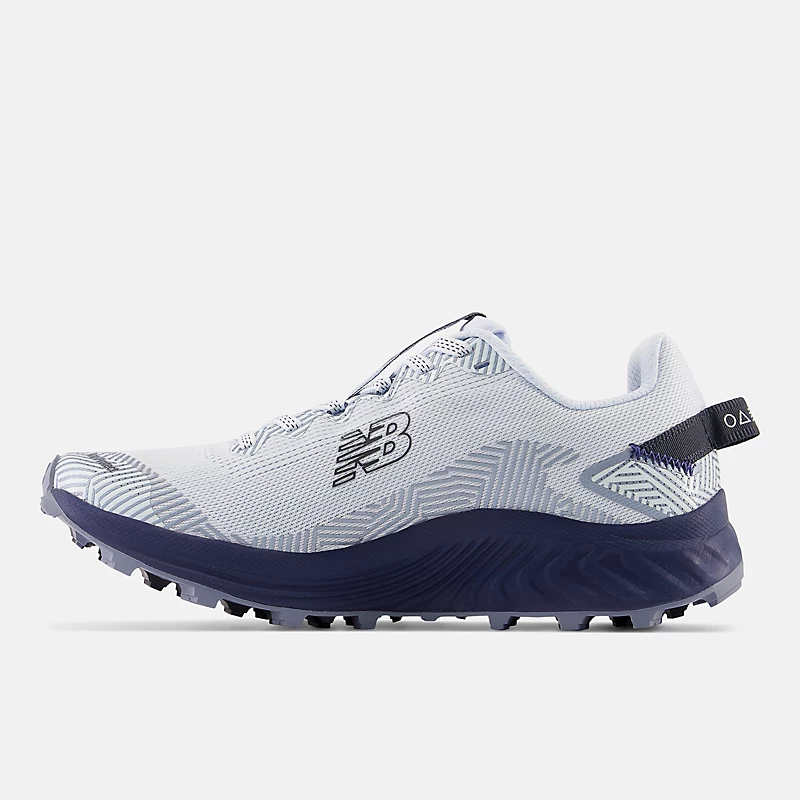 Damskie buty FuelCell Summit Unknown v4 – niebieskie z motywem Outerspace