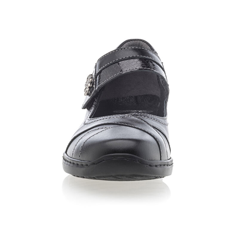 Zapatos cómodos para mujer, color negro.