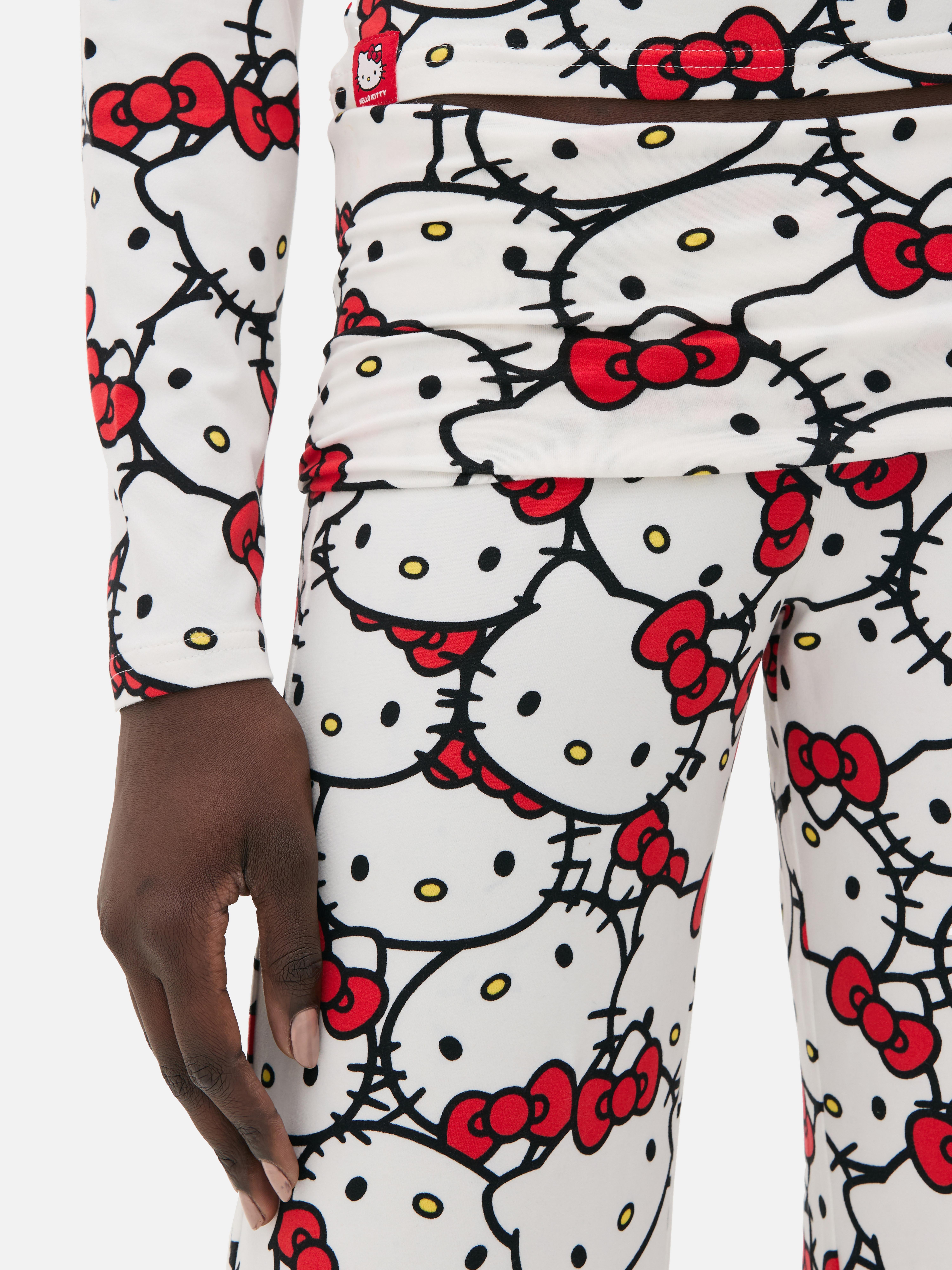 Pyjama met print Hello Kitty Een lange pyjama met een Hello Kitty-motief