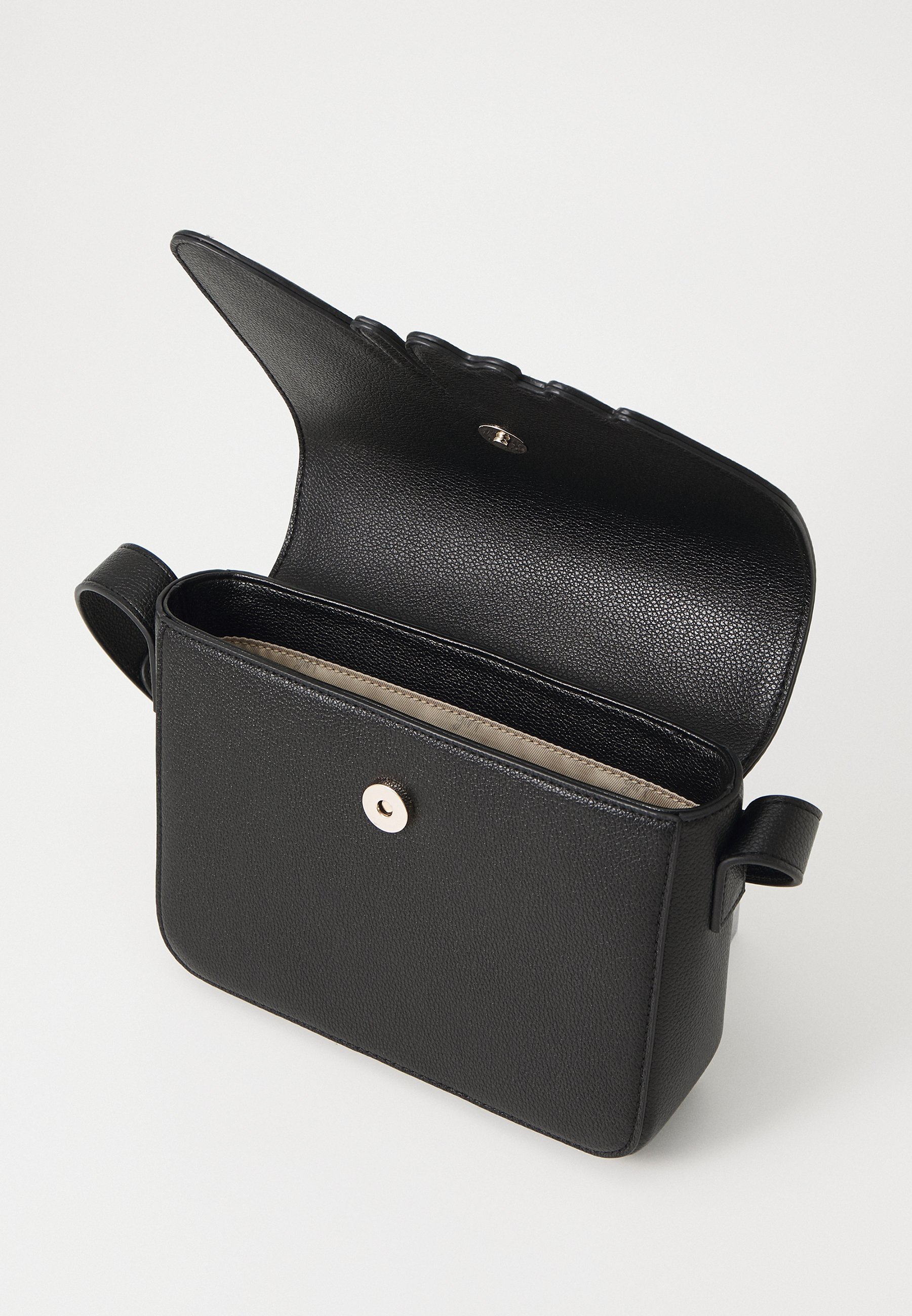 Guess CROSSBODY FLAP BAG UNISEX - Crossbodytas - gitzwart