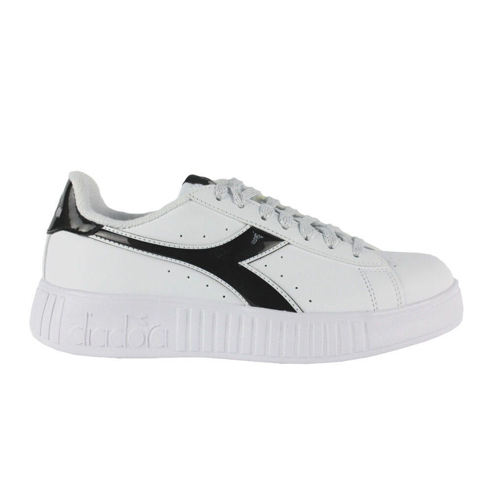 Tenisky Diadora Step P 101.178335 01 C1145 Biele/čierne/strieborné