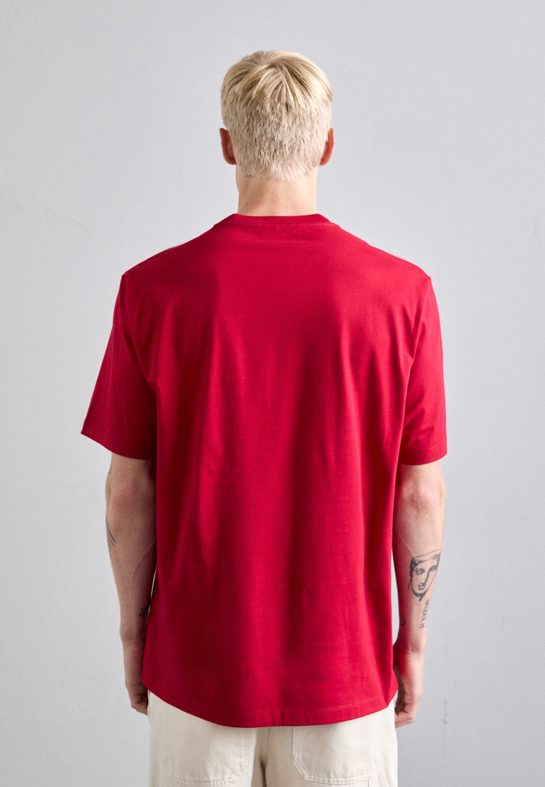 Versace MEDUSA FRAME CREST - T-shirt stampata - rosso rossetto