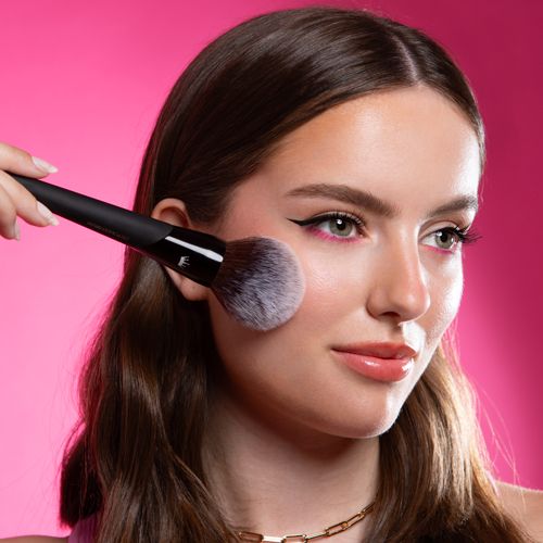 Must Have Powder Brush 192 Otiņas tonālajam krēmam, sejai un grimam
