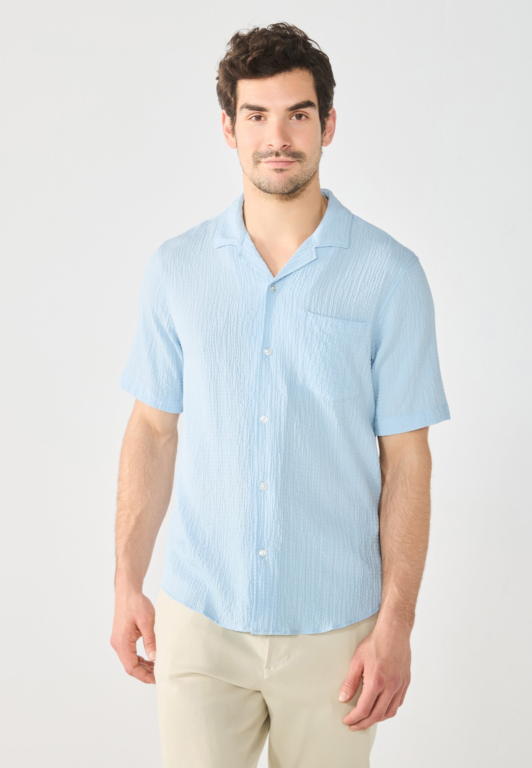Pier One T-shirt met korte mouwen en textuur - chambrayblauw
