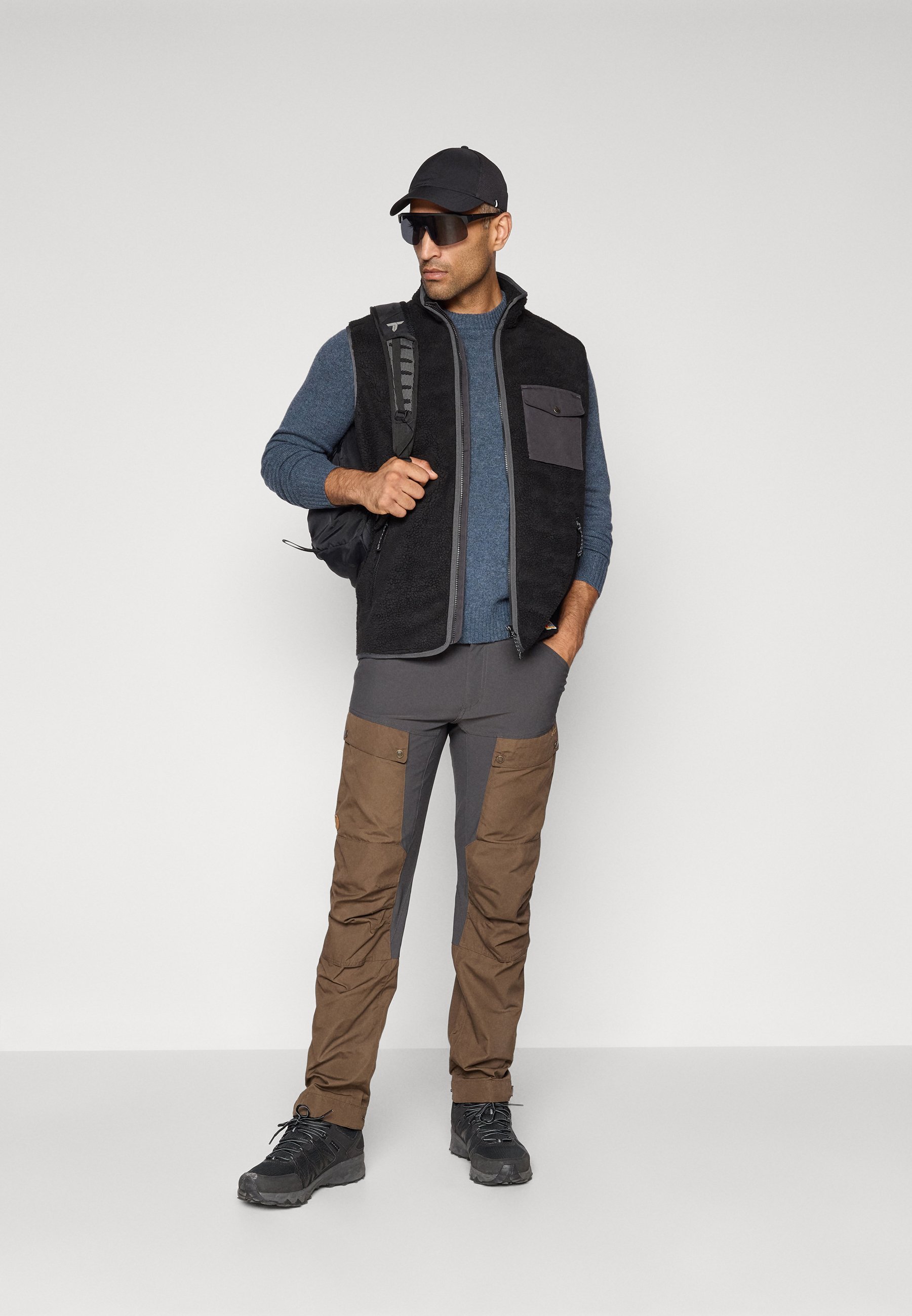 Fjällräven VARDAG VEST - Gilet - nero/grigio scuro
