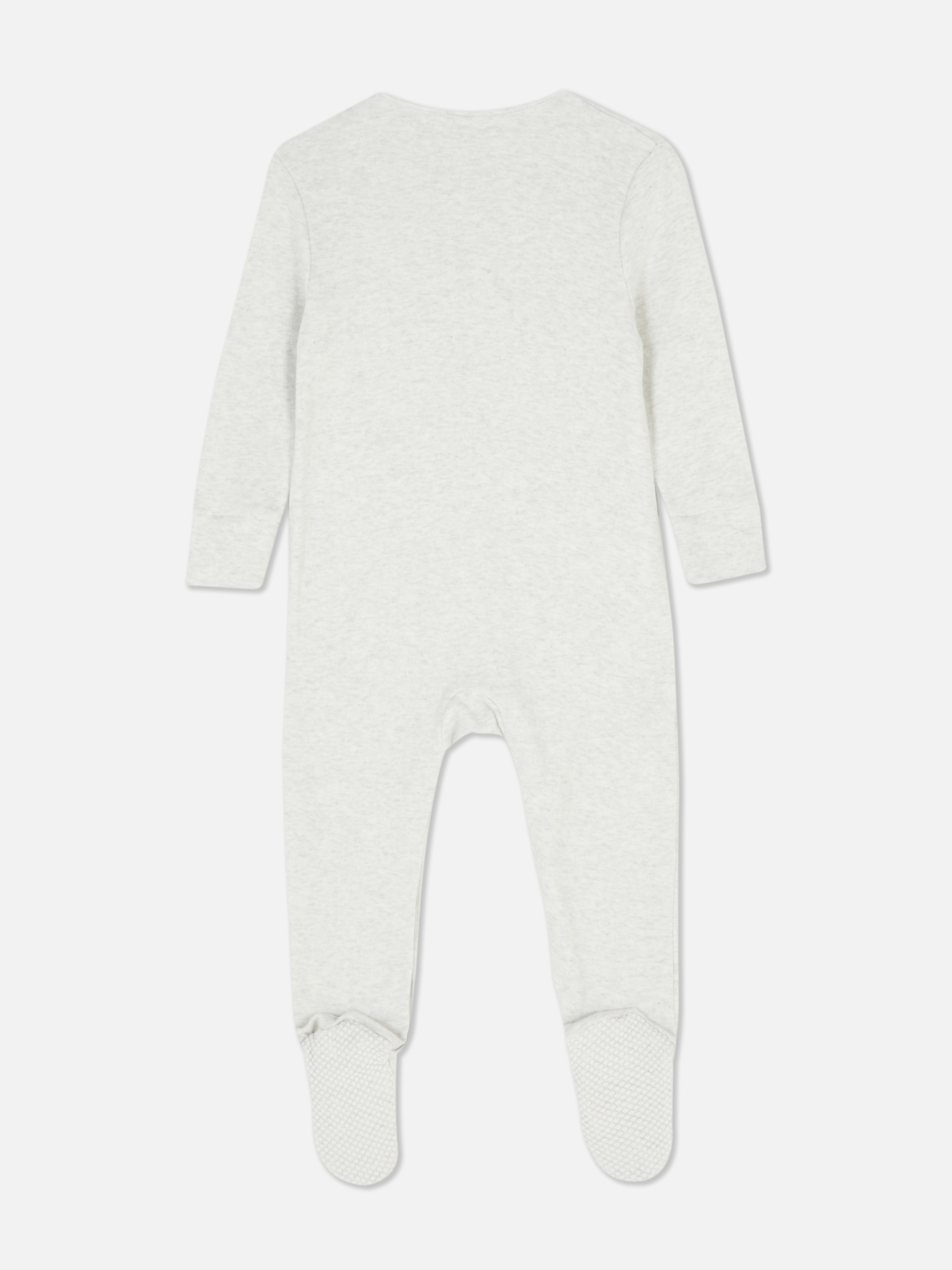 Pijamale Love You Daddy. Această ținută drăguță pentru bebeluși este cadoul perfect pentru baby shower.