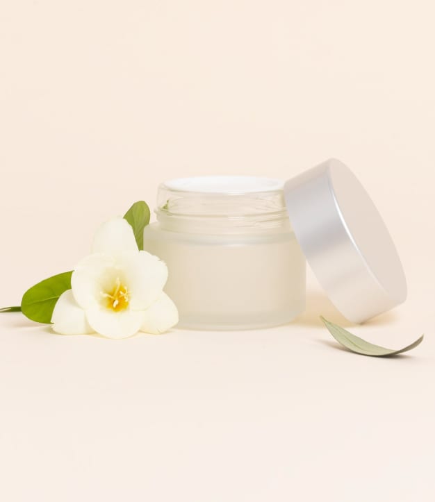 Pot verre dépoli 100 ml avec capot argent mat