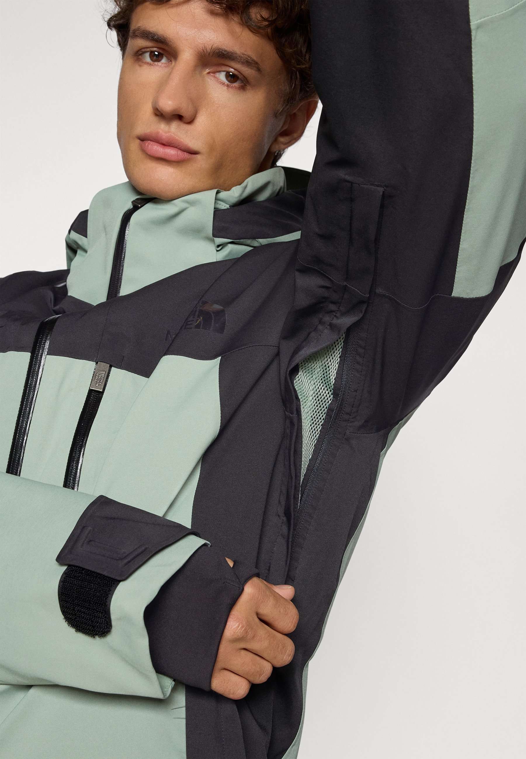 The North Face CHAKAL JACKET - Ski-jas - leisteenmos/zwart