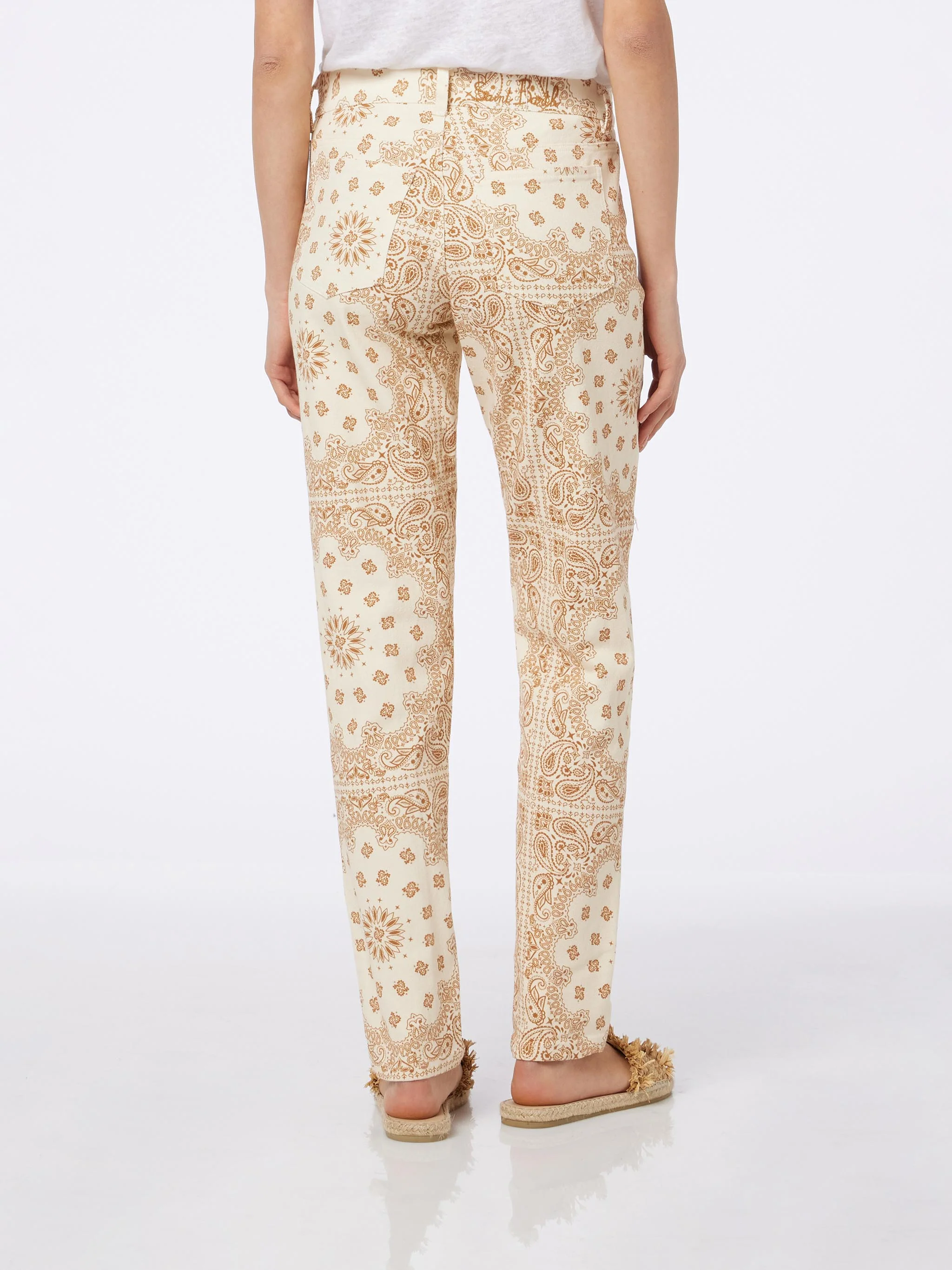 Jean Belleville Off-White à imprimé bandana pour femme
