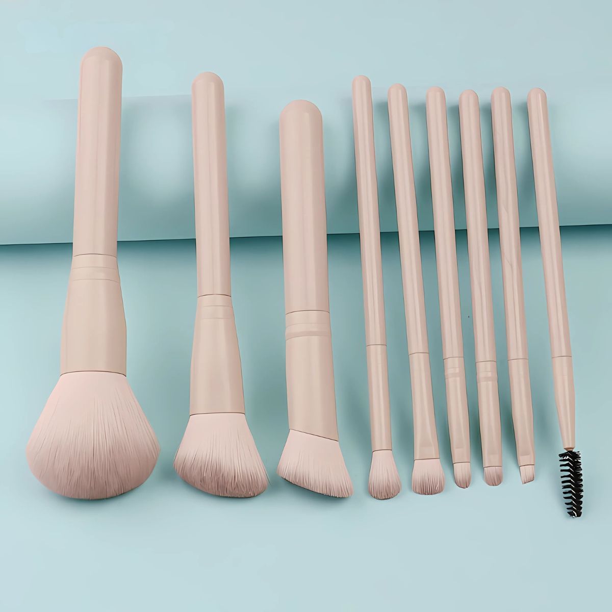 Technique Pro set četkica za šminku - badem boje - bež