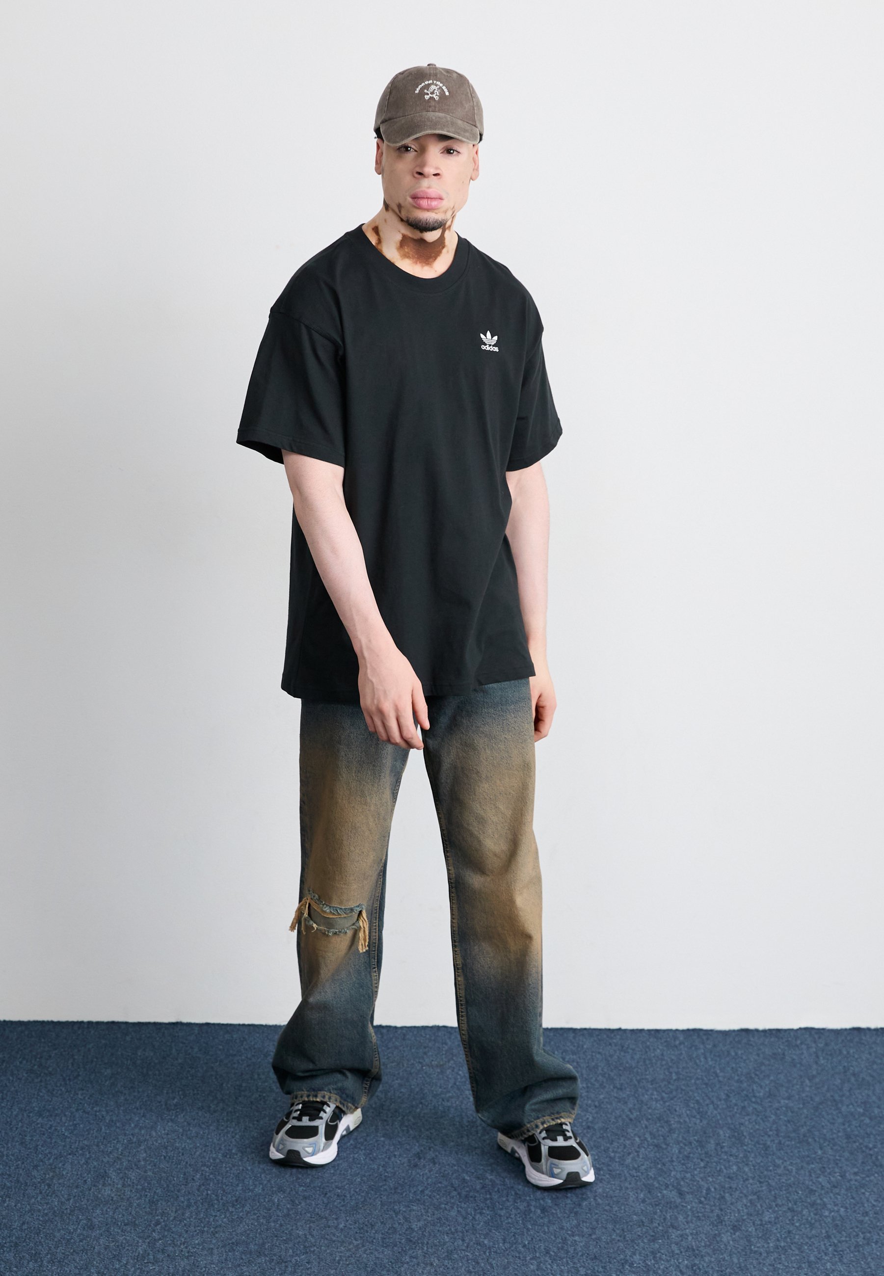 adidas Originals TEE - Základné tričko - čierne