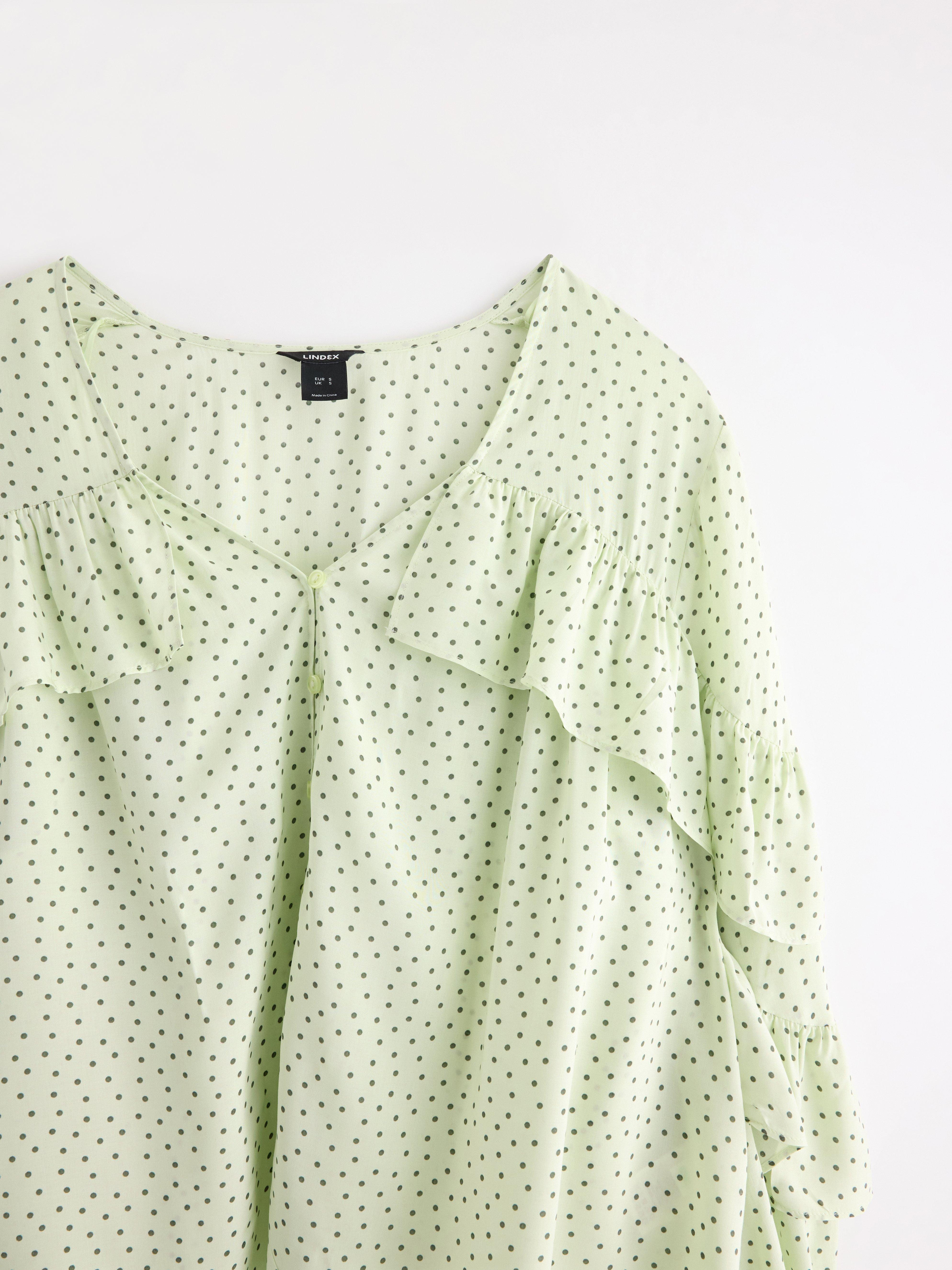 Blusa com babados verde claro