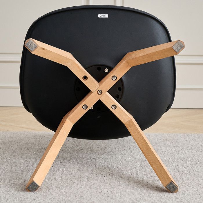 Juego de 4 sillas de comedor - estilo escandinavo (negras), patas de madera maciza - respaldo calado