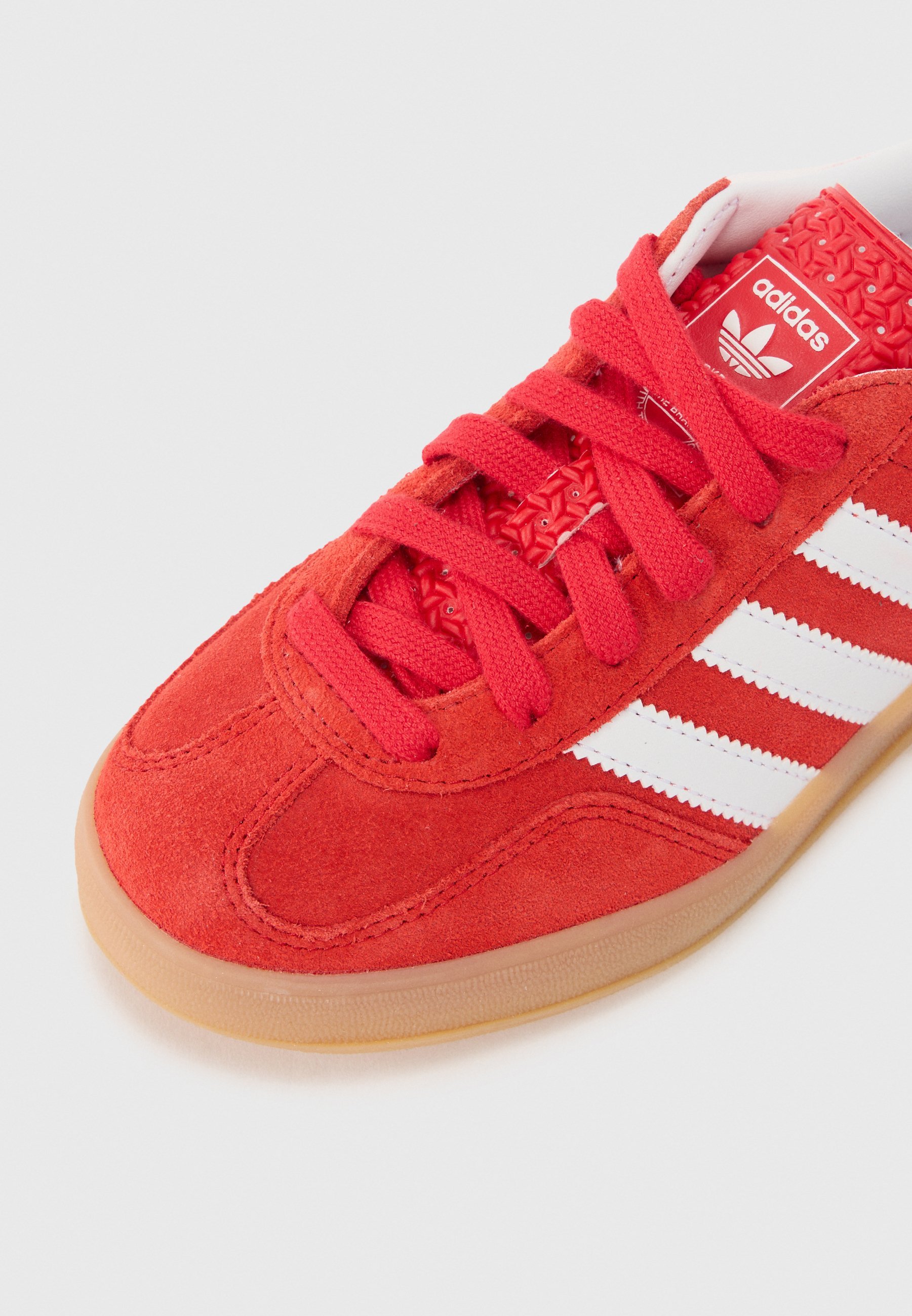 adidas Originals GAZELLE UNISSEX - Tênis - vermelho escarlate/branco