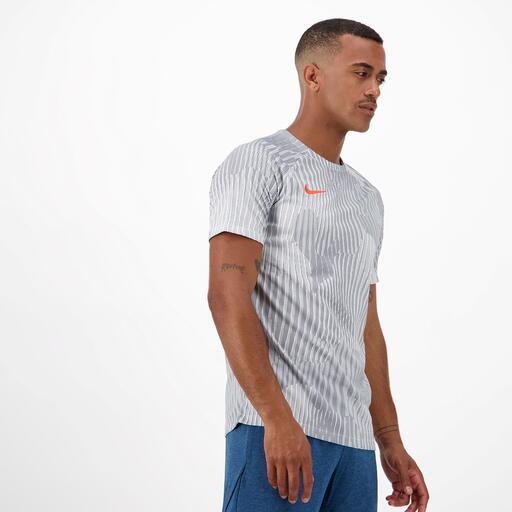 Nike Academy 23