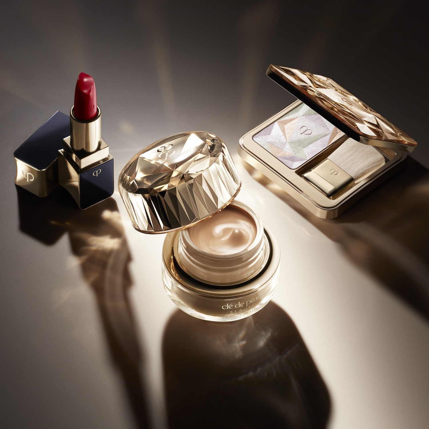 Clé de Peau Beauté puder – 28 ml