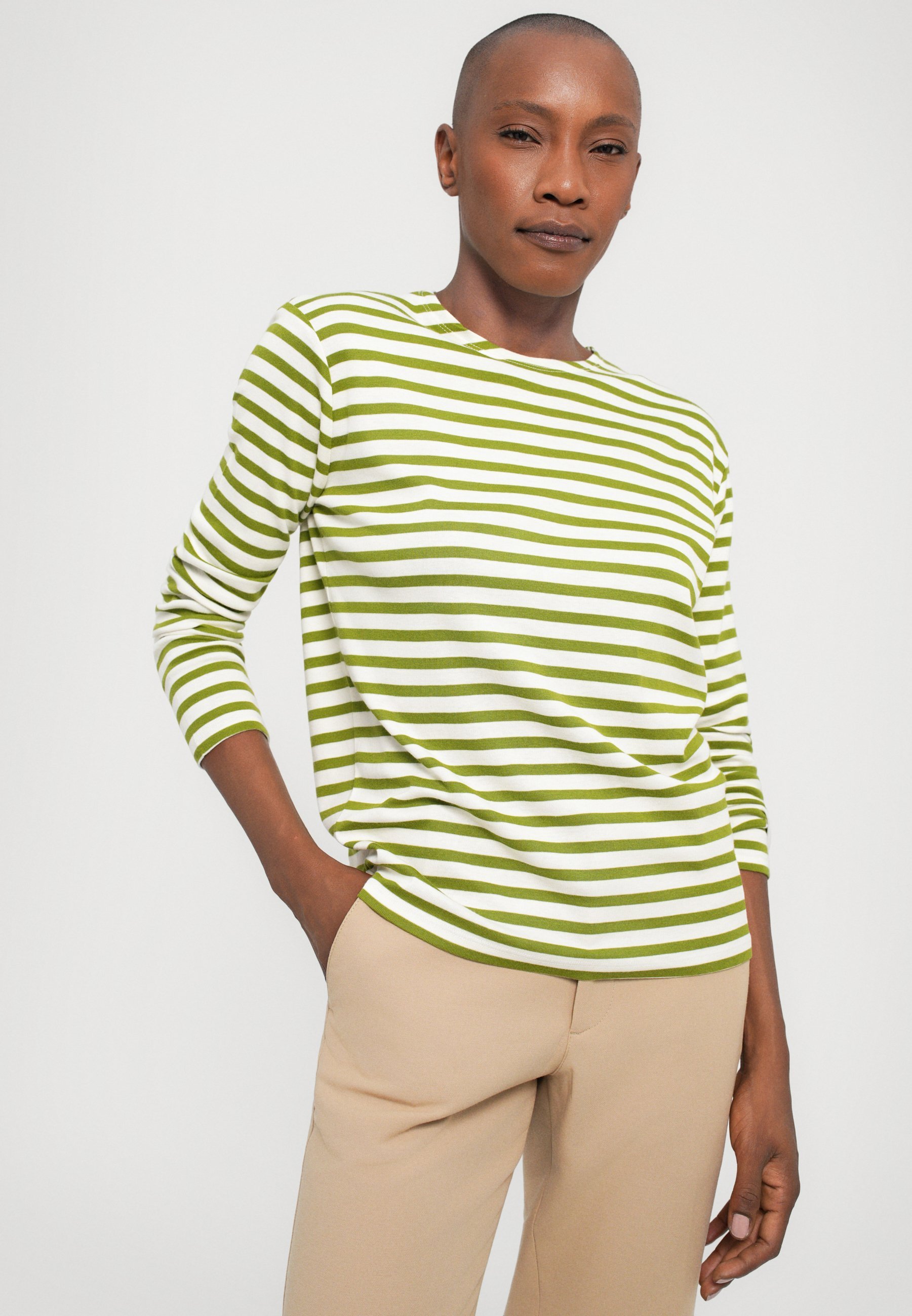Blusa de manga comprida fechada - verde pistache