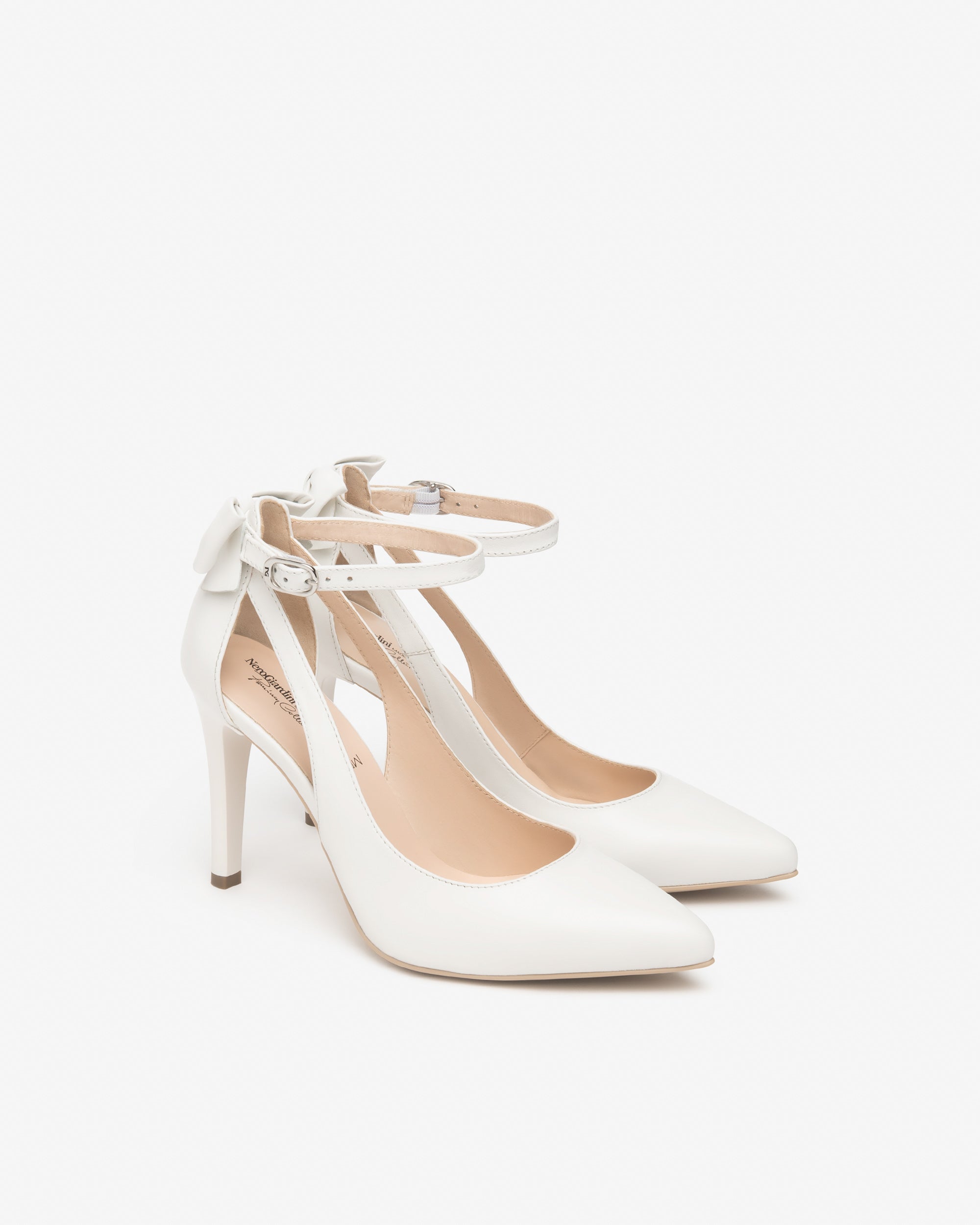  Damen-Pumps aus Leder
