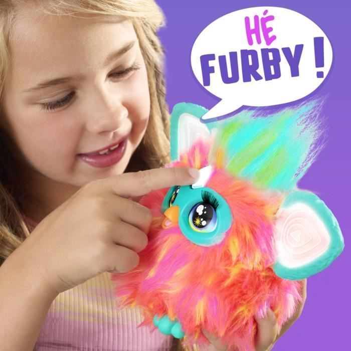 Koraalkleurige Furby, 15 accessoires, interactief pluche speelgoed voor meisjes en jongens, spraakgestuurde animatronic, geschikt voor kinderen vanaf 6 jaar.
