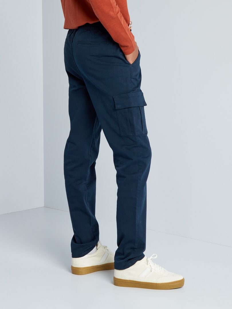 Calça reta com bolsos laterais +190 cm - L36 - AZUL