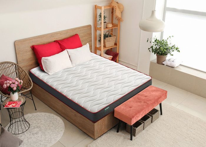 beloBed ComfortFusion - Materasso 180x200 cm, spessore 18 cm, con memory foam, media rigidità, anima in schiuma HR