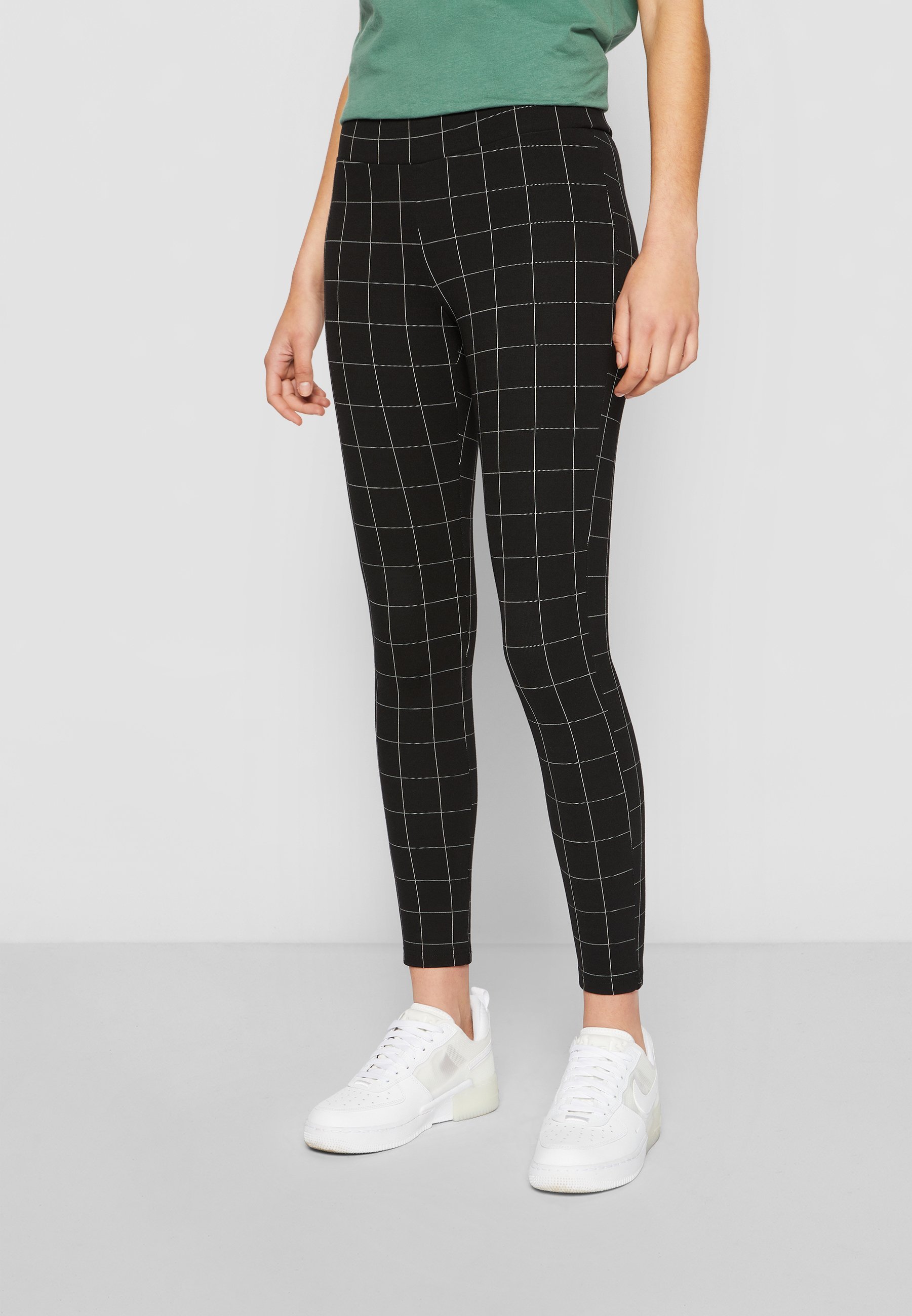 Urban Classics Leggings - Broek - zwart/wit