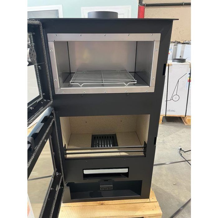 Estufa de leña Verso F de acero inoxidable - 9 kW | Con horno de acero inoxidable para cocinar de forma tradicional.