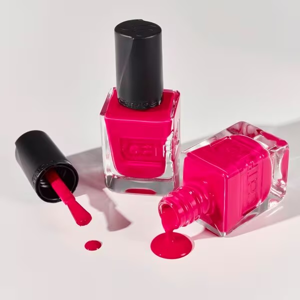 Catrice Gel Affair lak za nokte 18 Berry Styles 10.5ml