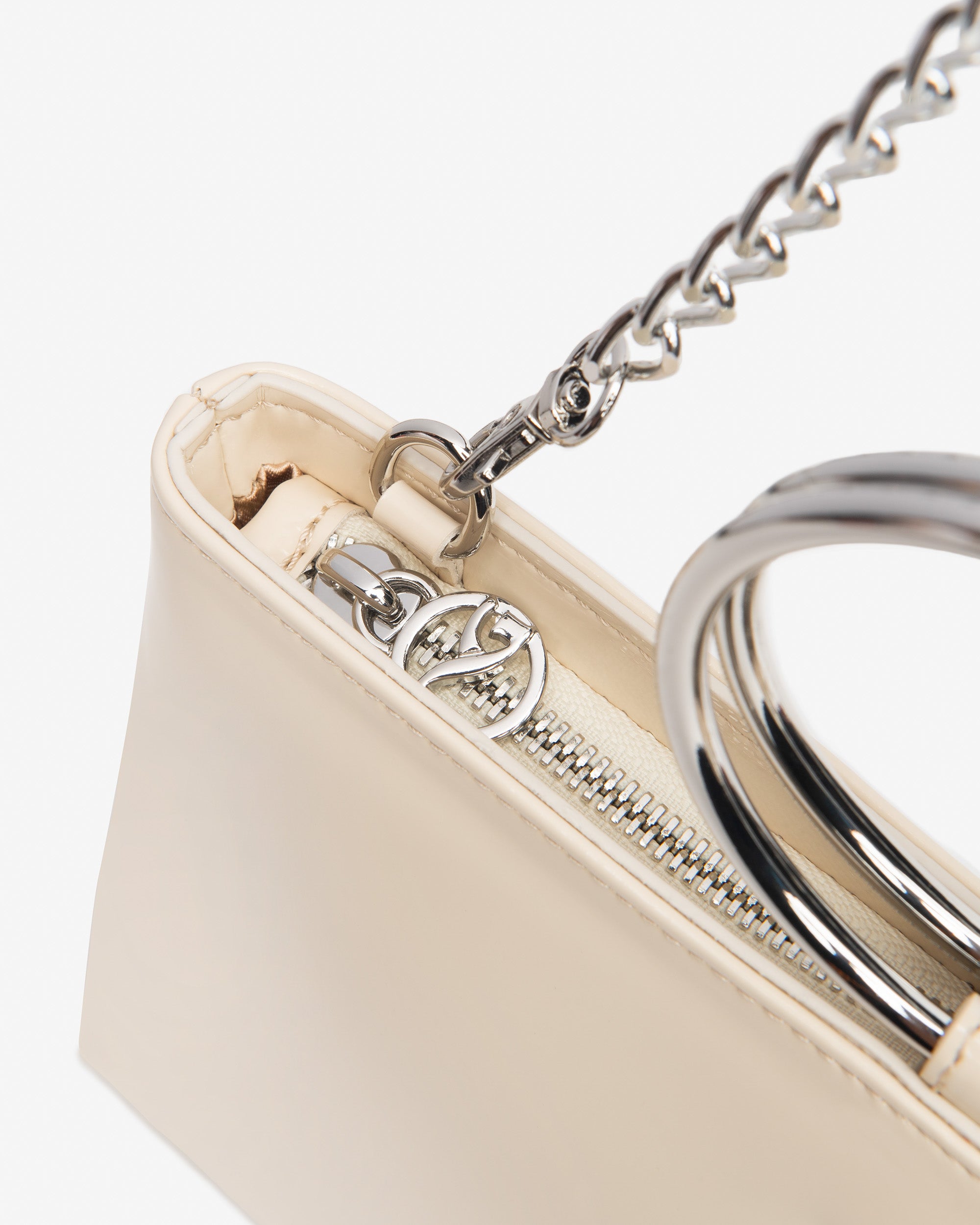  Damen-Clutch aus technischem Material