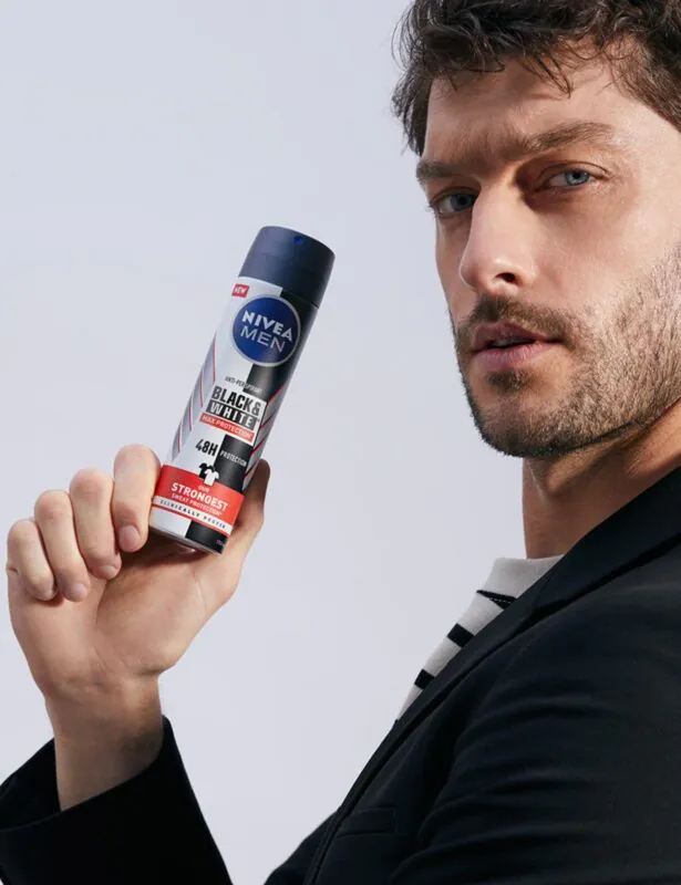 Nivea Deo Spray Black & White Max Protection