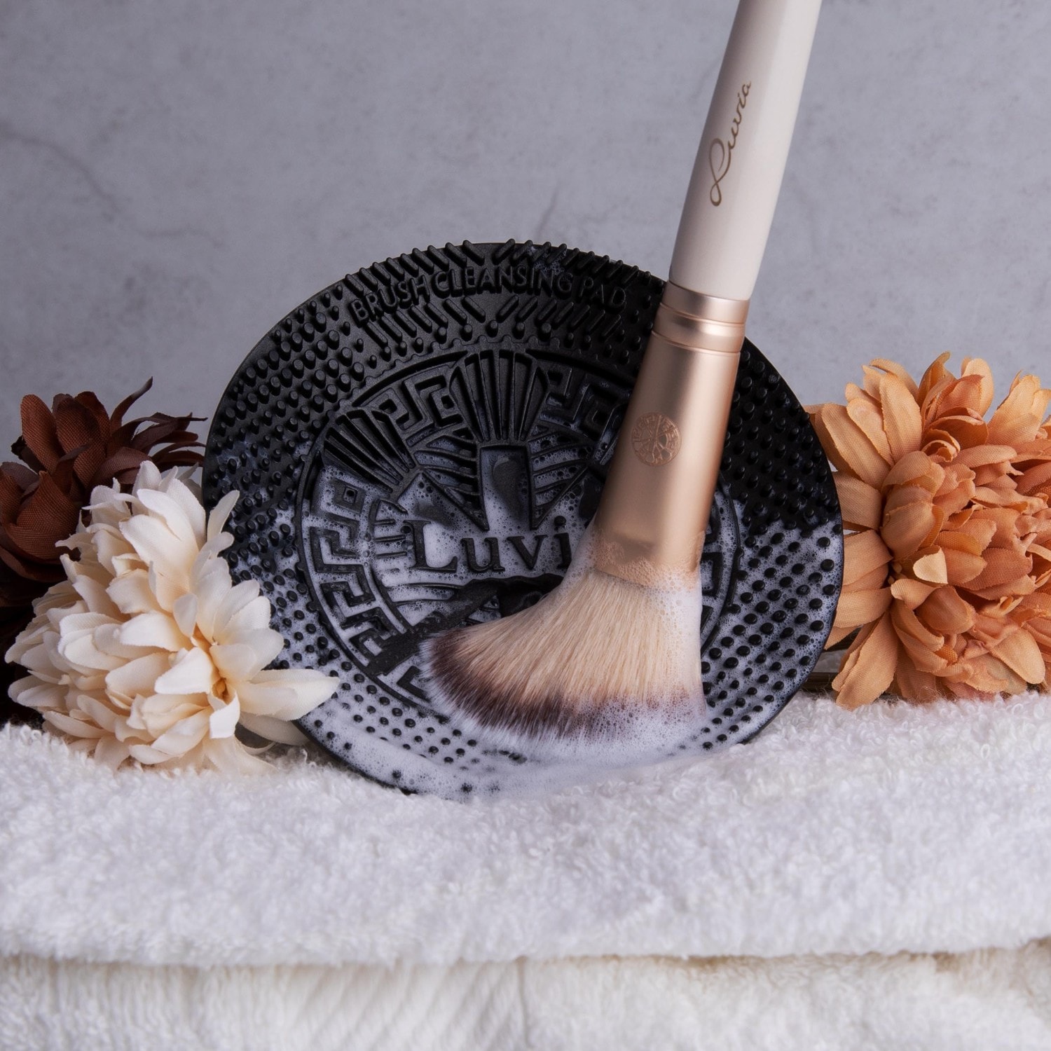 Luvia Brush Cleansing Pad - Coffee