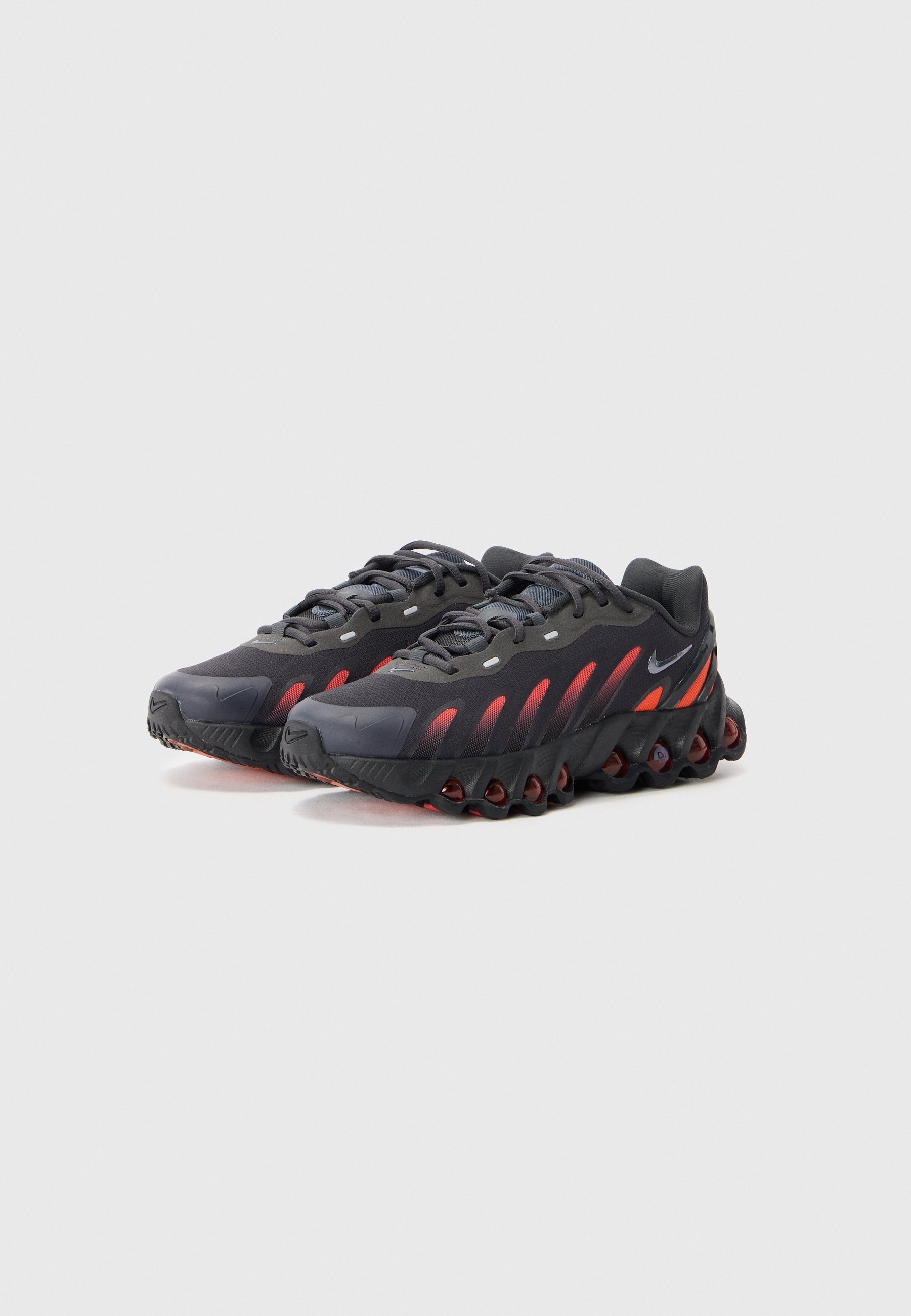 Nike Sportswear AIR MAX DN8 UNISEXE - Baskets - gris fumé foncé/carbone clair/noir/orange