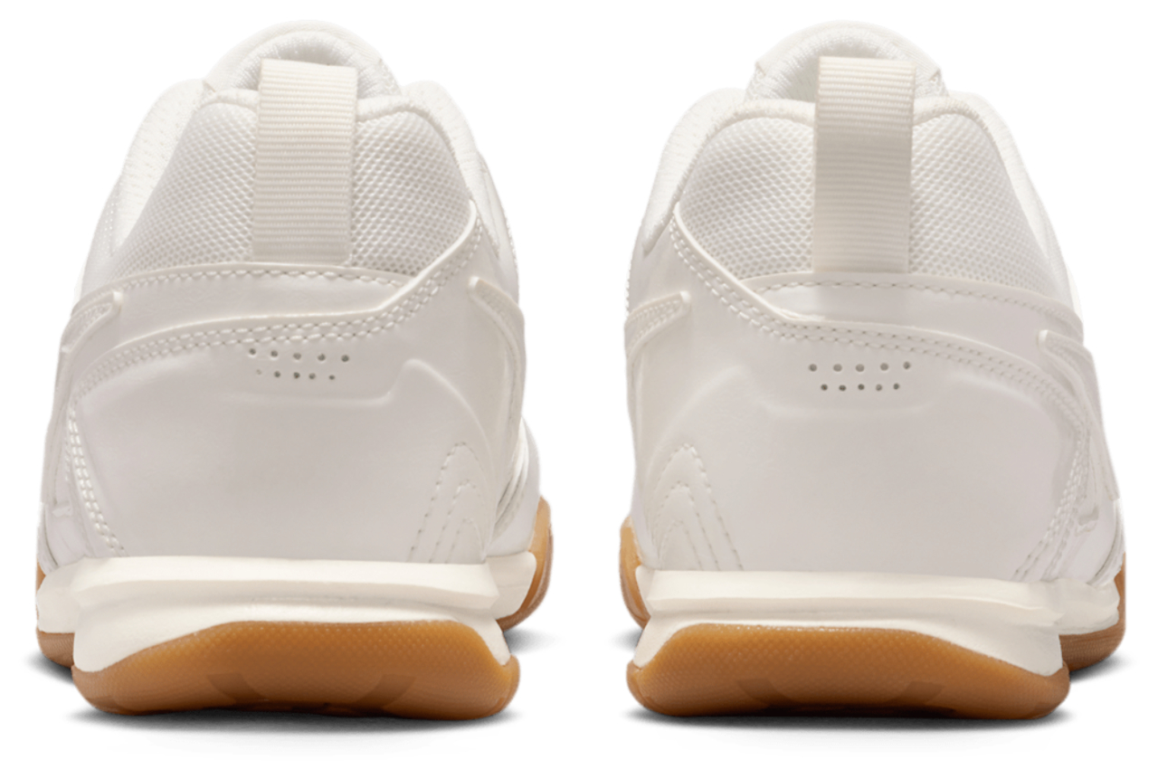 Nike Gato Lv8