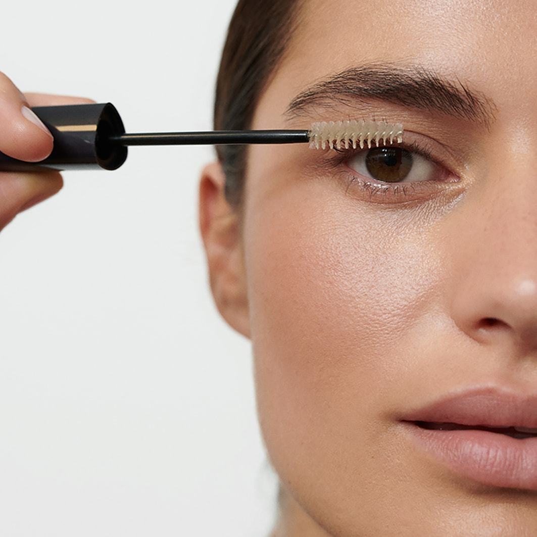 Dr. Hauschka antakių ir blakstienų gelis – 6 ml