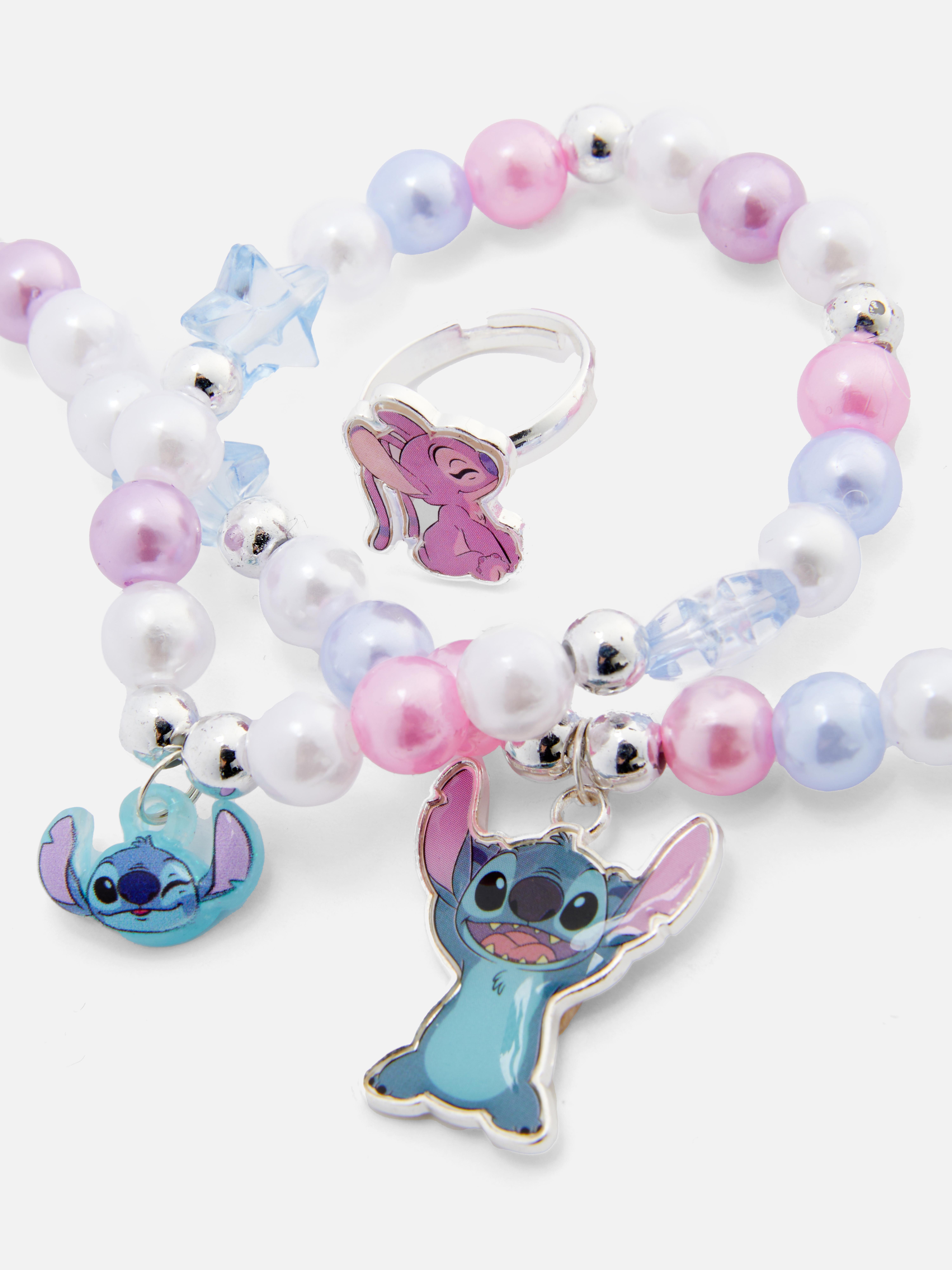 Bijuterii cu mărgele Disney Stitch, set de 3. Un set de trei bijuterii cu personaje Disney, inclusiv colier, brățară și inel.