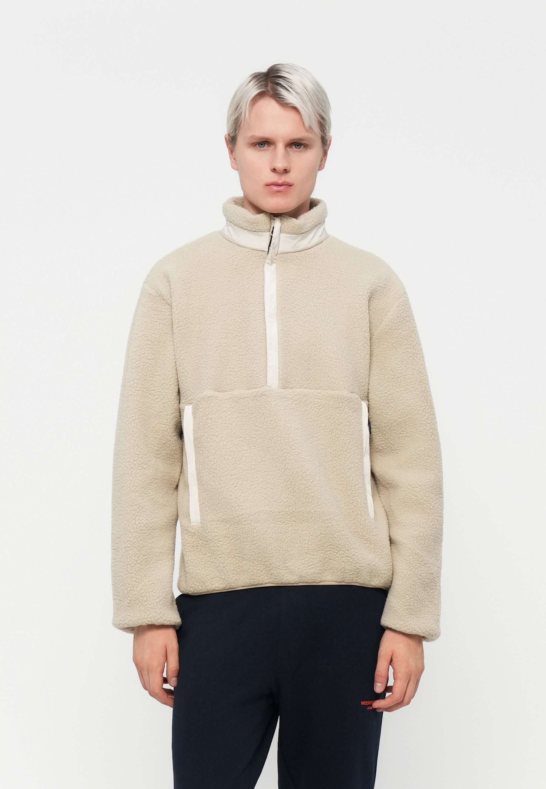 Weekend Offender fleecejassen en pullovers