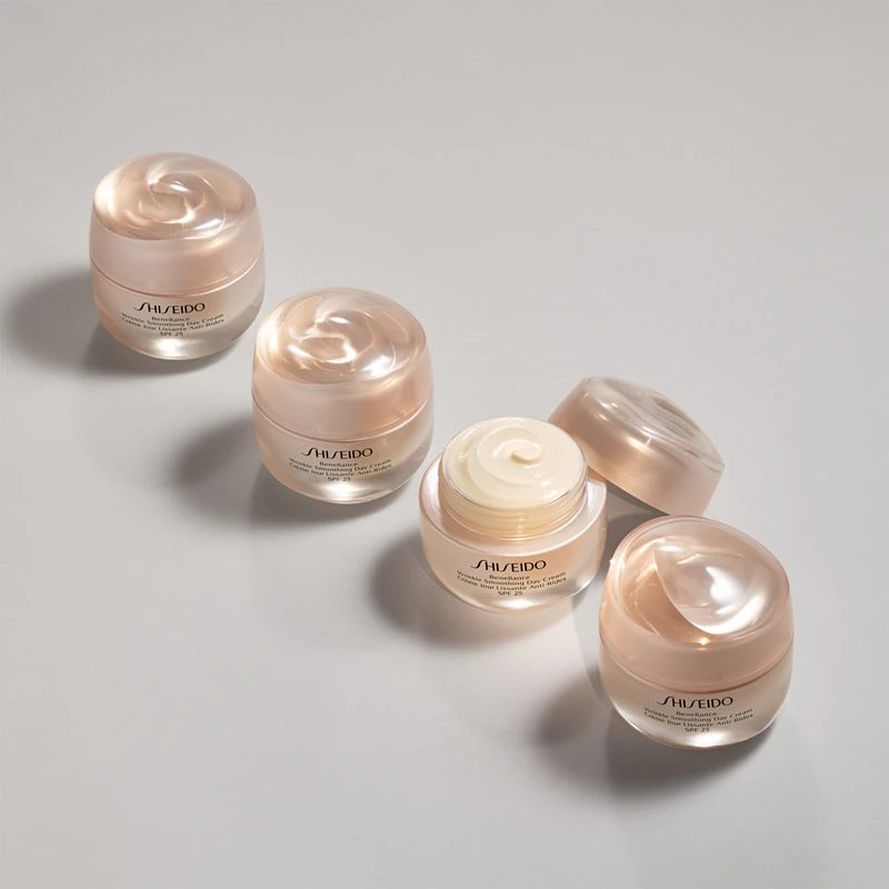Shiseido Benefiance Wrinkle Smoothing Day Cream anti-rimpel dagcrème SPF 25