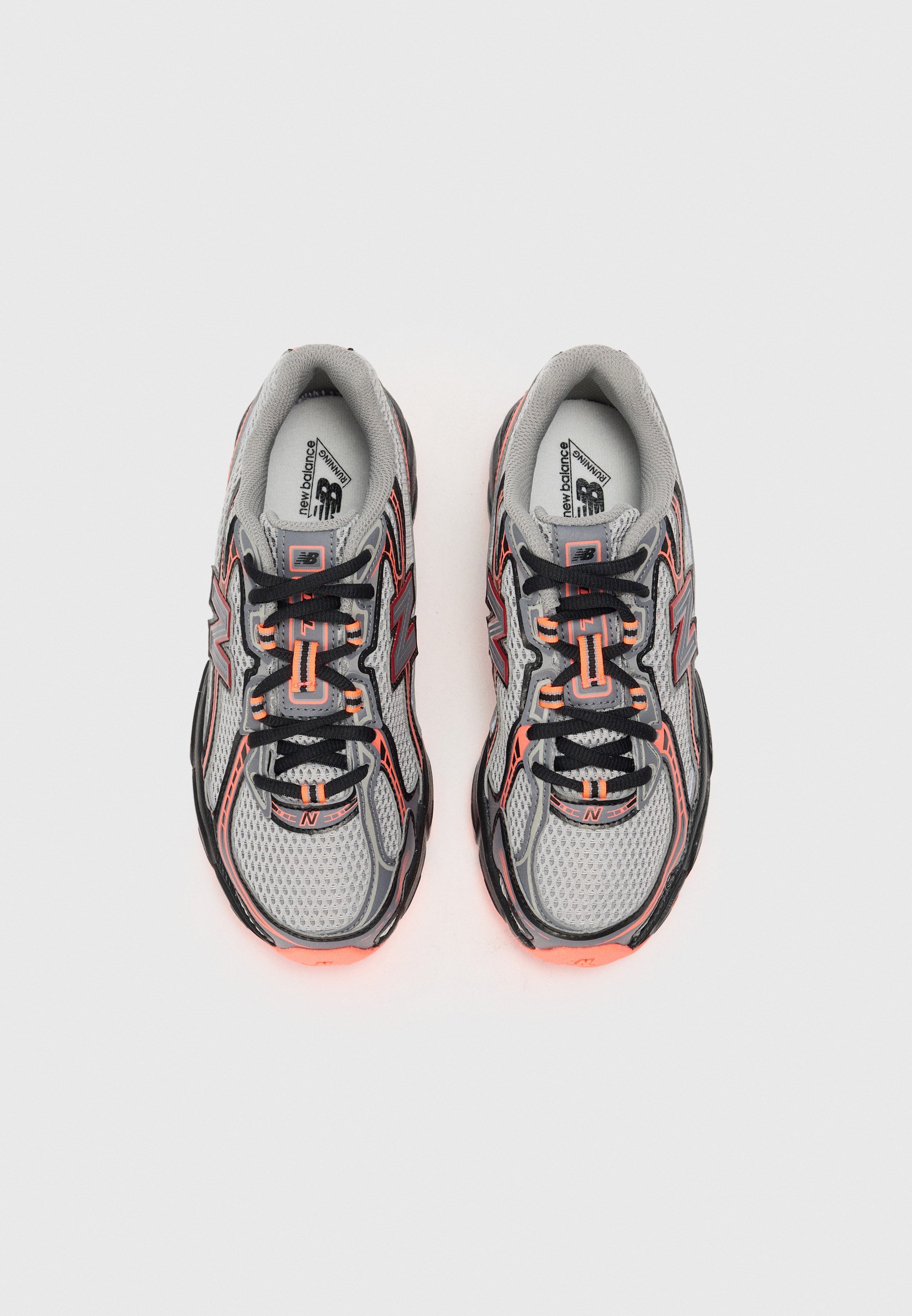 New Balance 740 - Sneaker - silberfarben