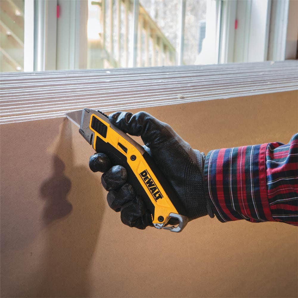 Estilete retrátil premium DEWALT com 5 lâminas DWHT10295