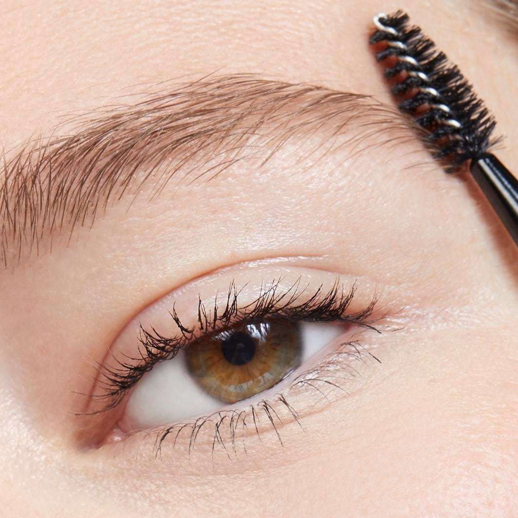 elf Cosmetics aplikator za podizanje obrva - četkica za obrve - 1 komad