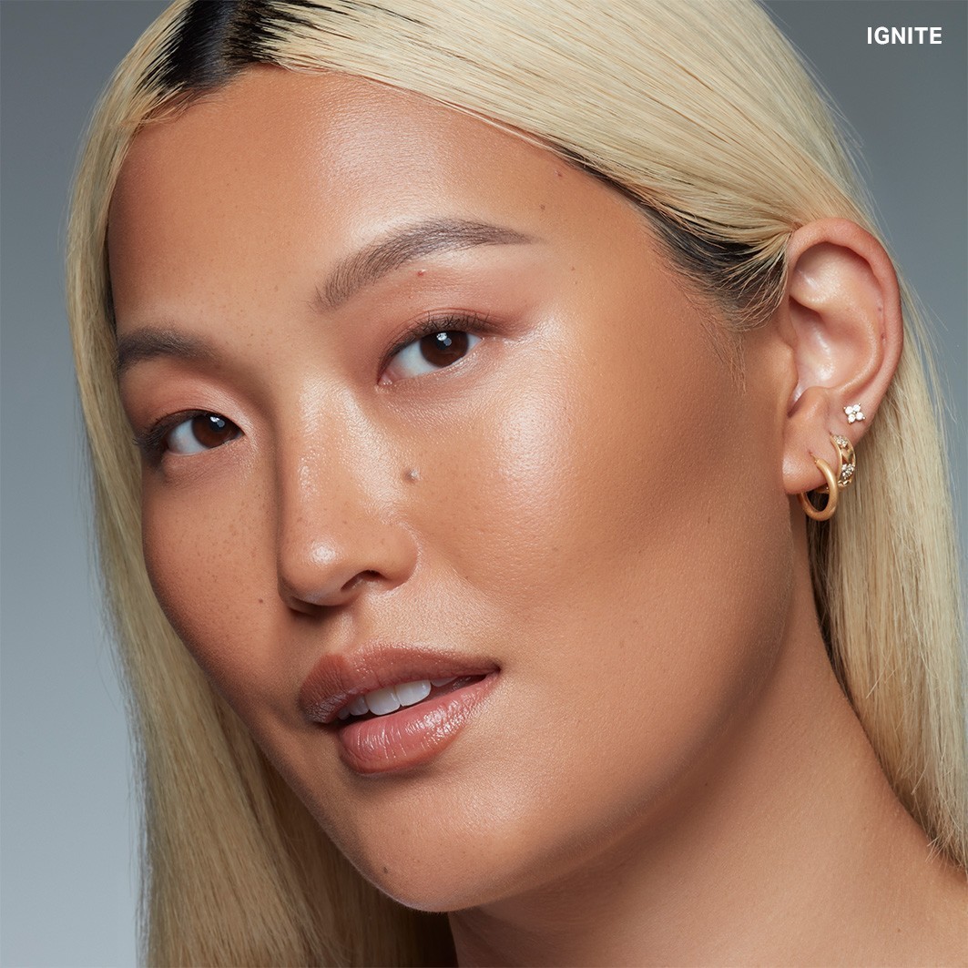 Morphe Bronzer Sudden Heat kremasti bronzer u stiku - 8 g