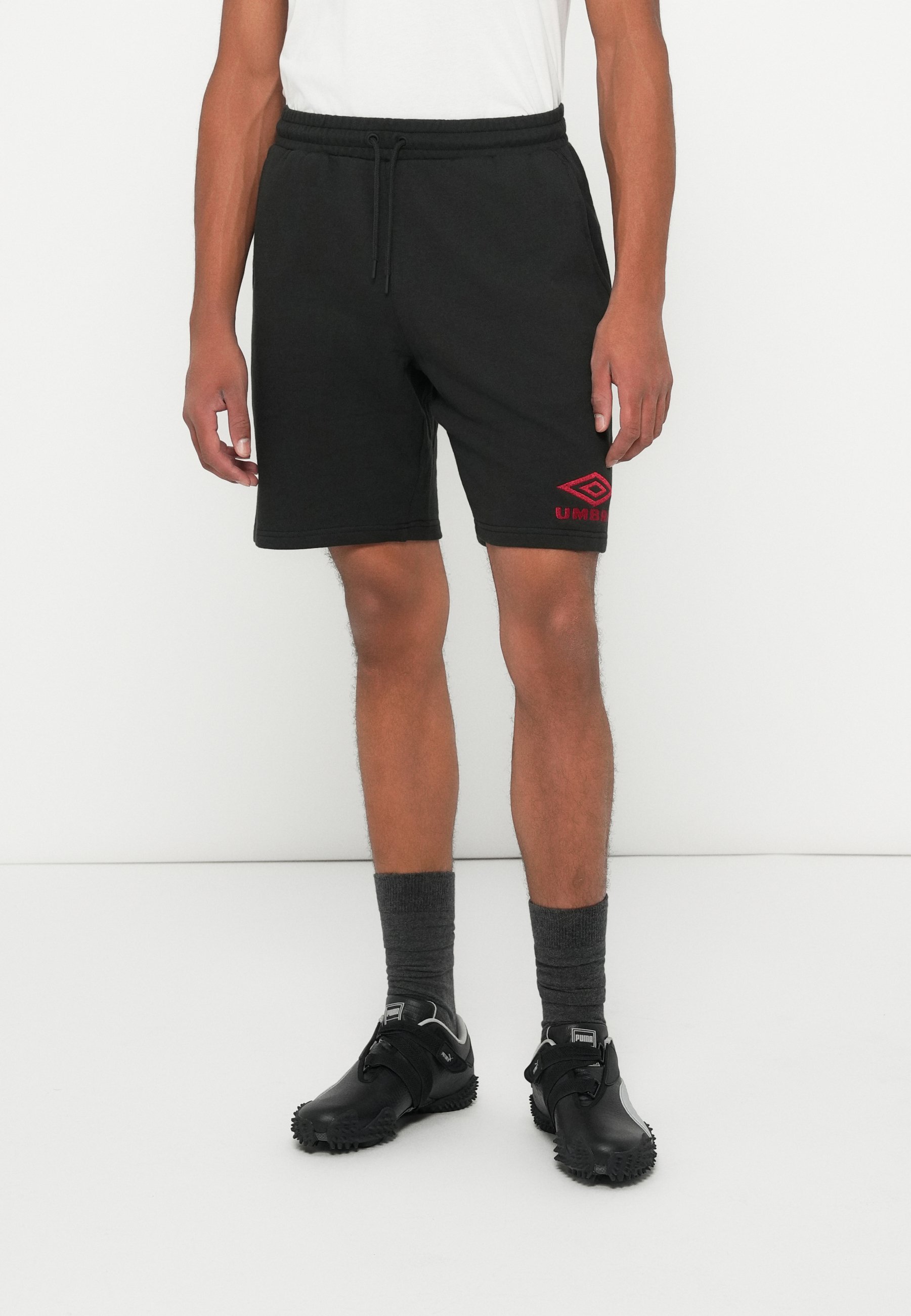 Short Umbro ICONIC - Bas de survêtement - noir/piment