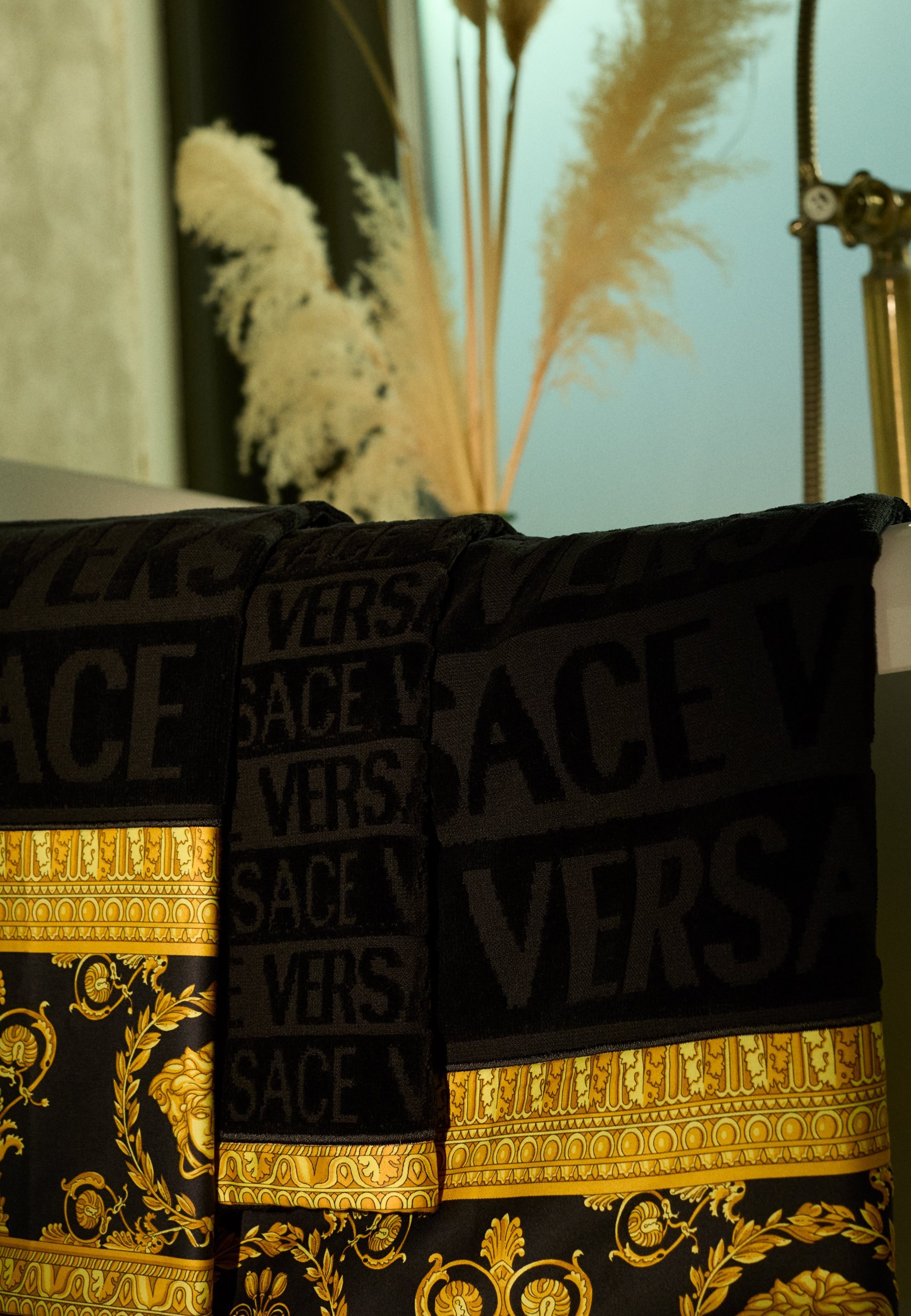Versace badlinnen