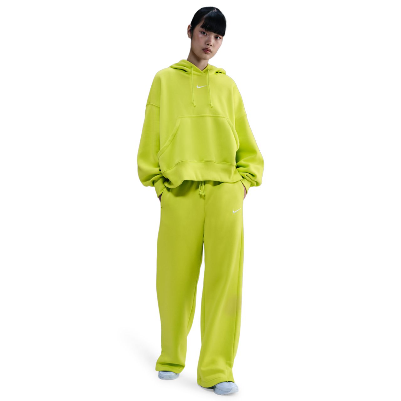 Nike Sportswear Phoenix -leveälahkeiset housut